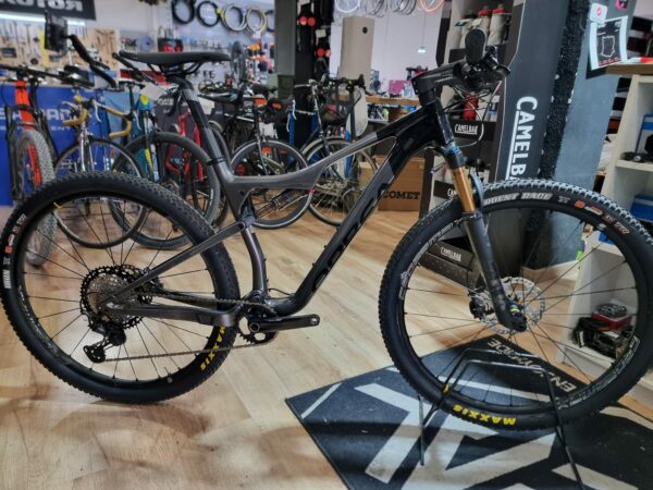 Bicicleta Orbea Oiz M10 2021 talla L reestreno